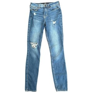 Hollister Women's Blue Distressed Skinny Jeans